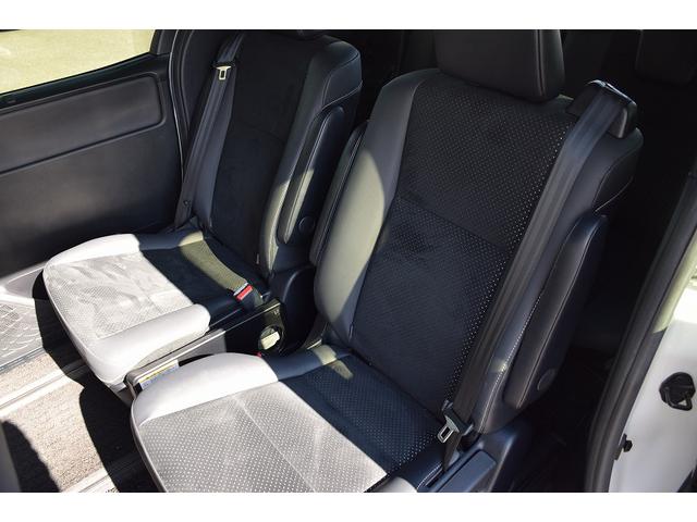 ヴォクシー ZS 煌III ワンオーナー 純正9インチナビ バックカメラ フルセグTV 両側パワースライドドア ETC ドライブレコーダー LEDヘッドライト オートライト セーフティーセンス スマートキー&プッシュスタート(15枚目)