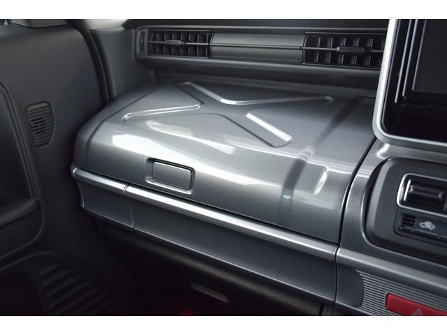 スペーシアギア ハイブリッドＸＺ　ターボ　４ＷＤ　純正ナビ　フルセグＴＶ　ＣＤ＆ＤＶＤ＆ＢＴ　全方位カメラＰＫＧ　両側パワースライドドア　ＥＴＣ　シートヒーター　前後ドライブレコーダー　デュアルカメラブレーキサポート　オートライト（17枚目）