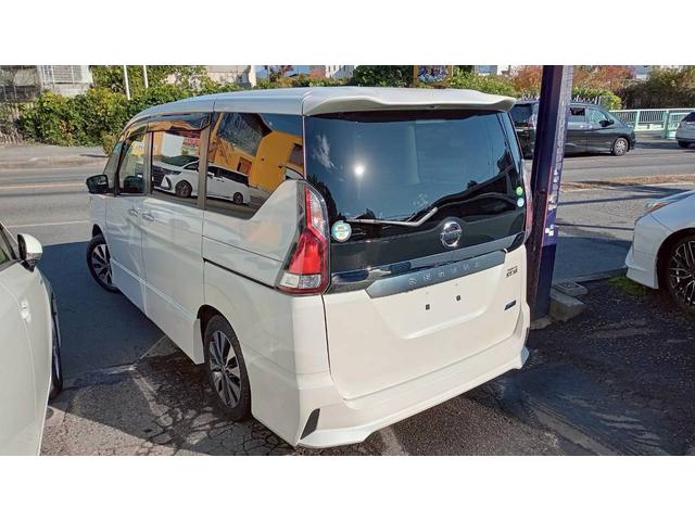 セレナ ハイウェイスターＧ　純正９型ＳＤナビ　両側電動スライドドア　ケンウッド製ルームミラー型前後ドラレコ　後席モニター　クルーズコントロール　プッシュスタート　ＥＴＣ　ＡＣ１００Ｖ　ＨＤＭＩ／ＵＳＢポート　ミラーリング対応（14枚目）