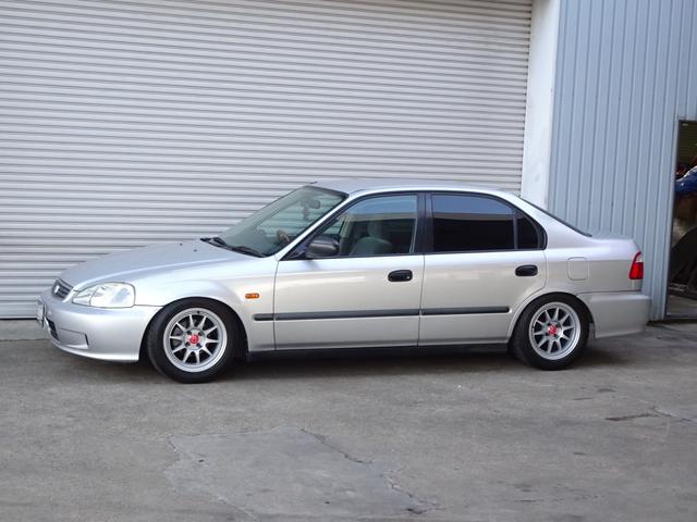 ホンダ シビックフェリオ ｍｌ 後期型 カスタムベース車 ラルグス車高調 ゼロファイターストレートマフラー ｒａｂａｕｌ１５インチａｗ ステアリング 59 0万円 平成11年 1999年 奈良県 中古車 価格 Com