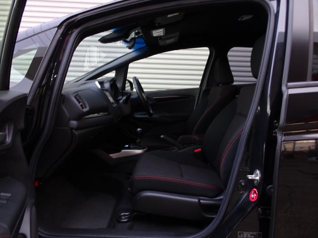 フィット RS iVTEC★6MT★1オーナー★バラマンディELEVEN16インチAW★ゼロファイターストレートマフラー★テインFLEXZ車高調★無限エアロ★無限グリル★ETC★ケンウッドナビTV★バックカメラ(13枚目)