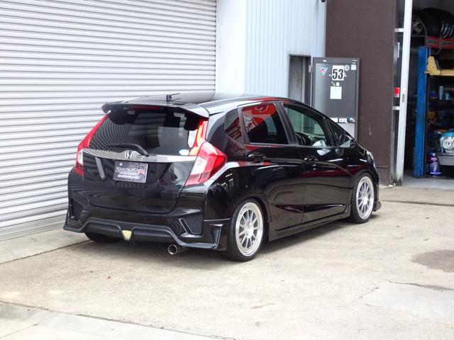 フィット RS iVTEC★6MT★1オーナー★バラマンディELEVEN16インチAW★ゼロファイターストレートマフラー★テインFLEXZ車高調★無限エアロ★無限グリル★ETC★ケンウッドナビTV★バックカメラ(20枚目)