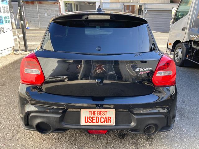 スイフトスポーツ ベースグレード　走行距離無制限１年保証付　ローダウン　社外マフラー　６速マニュアル車　ナビ　ＴＶ　バックカメラ　スマートキー　ＥＴＣ　社外１８インチアルミホイール（12枚目）