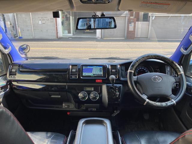 ハイエースバン 　走行距離無制限１年保証付　新品ナビ　ＴＶ　バックカメラ　新品前後ドライブレコーダー付デジタルインナーミラー　ＥＴＣ　ローダウン　社外１７インチアルミホイール（3枚目）