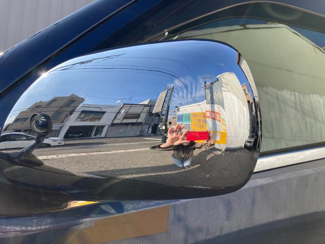 ハイエースバン 　走行距離無制限１年保証付　新品ナビ　ＴＶ　バックカメラ　新品前後ドライブレコーダー付デジタルインナーミラー　ＥＴＣ　ローダウン　社外１７インチアルミホイール（17枚目）