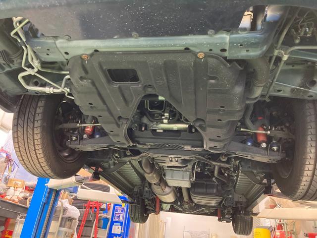 ハイエースバン 　走行距離無制限１年保証付　新品ナビ　ＴＶ　バックカメラ　新品前後ドライブレコーダー付デジタルインナーミラー　ＥＴＣ　ローダウン　社外１７インチアルミホイール（78枚目）