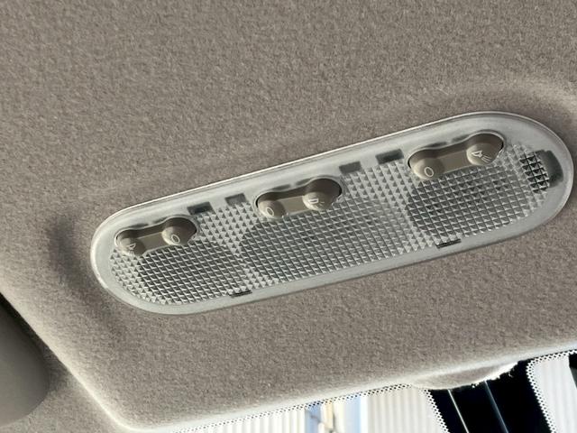 セレナ 20G S-ハイブリッド ドラレコ バックカメラ ETC ナビ 8人乗り オートクルーズコントロール フリップダウンモニター ダブルエアコン アイドリングストップ スマートキー(24枚目)