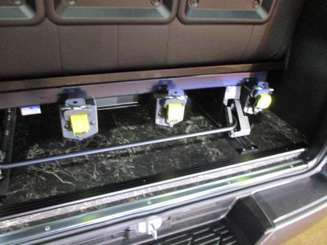 キャラバン 　グランドプレミアムＧＸ　２０００ｃｃガソリン　ダークメタルグレー　アラウンドビューモニター　インテリジェントルームミラー（72枚目）