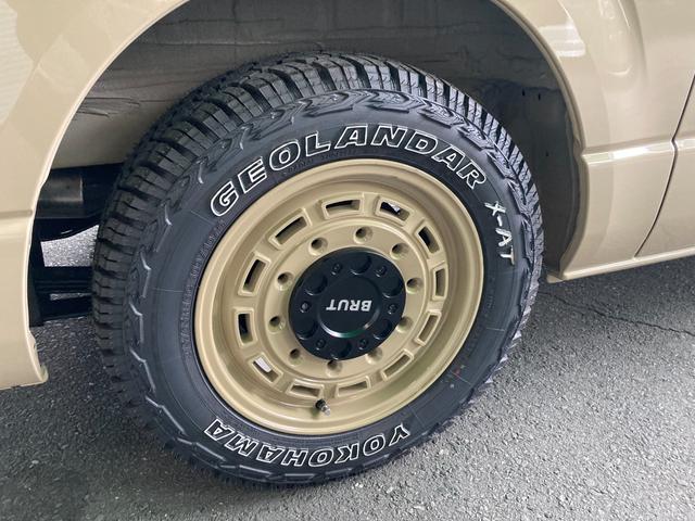 ハイエースバン ロングスーパーＧＬ　アースカラーパッケージ　ベージュ　両側パワースライドドア　デジタルインナーミラー　パノラミックビューモニター　助手席エアバック　ＡＣ１００Ｖ電源（7枚目）