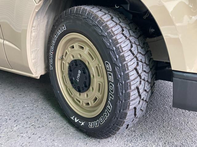ハイエースバン ロングスーパーＧＬ　アースカラーパッケージ　ベージュ　両側パワースライドドア　デジタルインナーミラー　パノラミックビューモニター　助手席エアバック　ＡＣ１００Ｖ電源（8枚目）