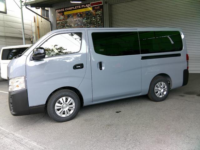 キャラバン ロングプレミアムＧＸ　アウトドアブラックエディション　ＬＥＤヘッドランプ　ワンタッチオートスライドドア　インテリジェントエマージェンシーブレーキ　インテリジェントルームミラー　インテリジェントアラウンドビューモニター（3枚目）