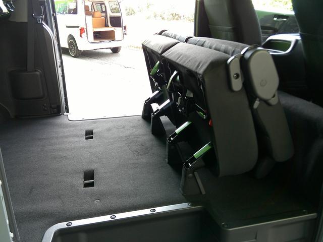 キャラバン ロングプレミアムＧＸ　アウトドアブラックエディション　ＬＥＤヘッドランプ　ワンタッチオートスライドドア　インテリジェントエマージェンシーブレーキ　インテリジェントルームミラー　インテリジェントアラウンドビューモニター（60枚目）