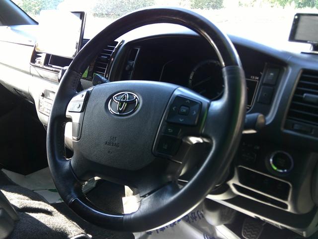 ハイエースバン スーパーＧＬ　ダークプライムＩＩ　両側電動スライドドア　プッシュスタート＆スマートキー　ＬＥＤヘッドランプ　ＡＣ１００Ｖ電源　トヨタセーフティセンス（18枚目）