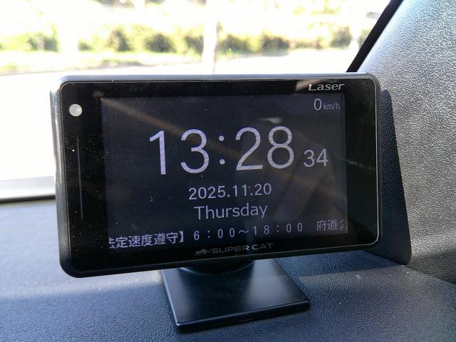 ハイエースバン スーパーＧＬ　ダークプライムＩＩ　両側電動スライドドア　プッシュスタート＆スマートキー　ＬＥＤヘッドランプ　ＡＣ１００Ｖ電源　トヨタセーフティセンス（22枚目）