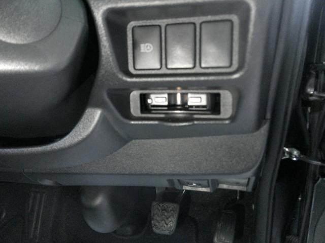 ハイエースバン スーパーＧＬ　ダークプライムＩＩ　ハイエース　．２．８ディーゼルターボ　ダークプライム２　ブラックマイカ　アルパイン　ＢＩＧ－Ｘ１１型ナビ　セカンドスライドレール　１６インチアルミ　プッシュスタート＆スマートキー（23枚目）