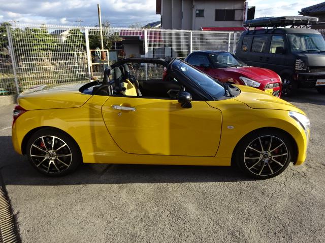 コペン ローブ ブラックインテリアパック/フルセグメモリーナビ/バケットシート/4輪ブレーキキャリパー/フルチタンマフラー/車高調/社外ECU/社外ラジエター/社外オイルクーラー/ロールケージ/オートルーフキット(6枚目)