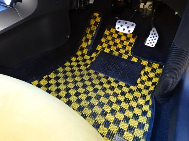 コペン ローブ ブラックインテリアパック/フルセグメモリーナビ/バケットシート/4輪ブレーキキャリパー/フルチタンマフラー/車高調/社外ECU/社外ラジエター/社外オイルクーラー/ロールケージ/オートルーフキット(50枚目)