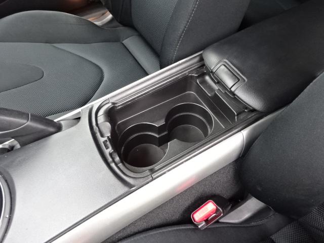 �O�ȃZ���^�[�R���\�[���̃A�[�����X�g���X���C�h����ƃJ�b�v�|���_�[���I