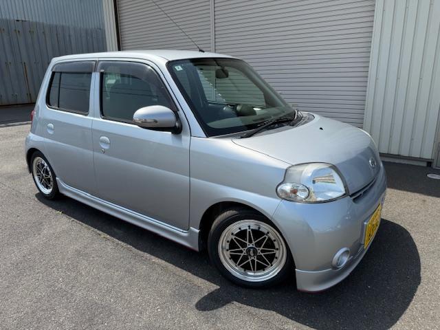 エッセ カスタム　新品車高調／新品マフラー／新品アルミホイール／５速ミッション／キーレス電動格納ドアミラー／新品バッテリー／ＳＤナビ／フルセグ地デジ／新品バックカメラ／ＥＴＣ（2枚目）