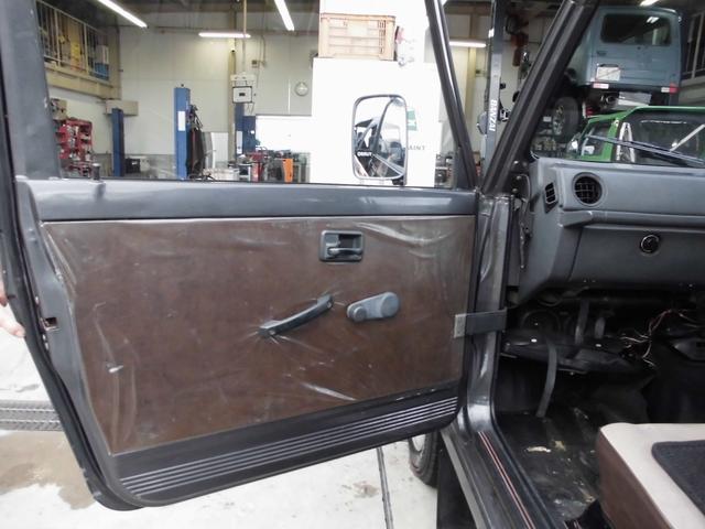 ジムニー ＦＫ　希少幌車！！ディスクブレーキ、フルトラ、メタルワークスナカミチタコ足、Ｊ’ｓワンオフ　ステンレス＆チタンチャンバーカヤバ減衰量調整式ショック、テールランプガード、クリアウィンカー（11枚目）