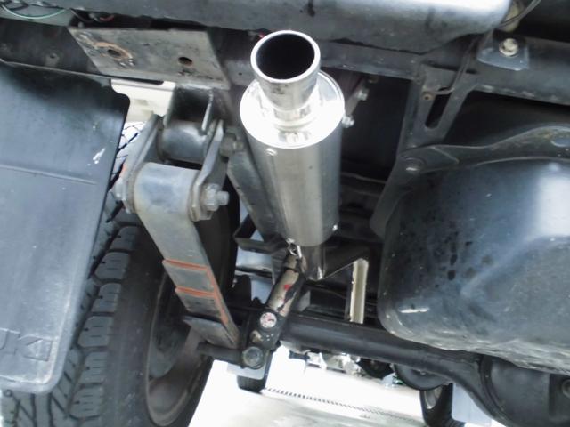 ジムニー ＦＫ　希少幌車！！ディスクブレーキ、フルトラ、メタルワークスナカミチタコ足、Ｊ’ｓワンオフ　ステンレス＆チタンチャンバーカヤバ減衰量調整式ショック、テールランプガード、クリアウィンカー（28枚目）