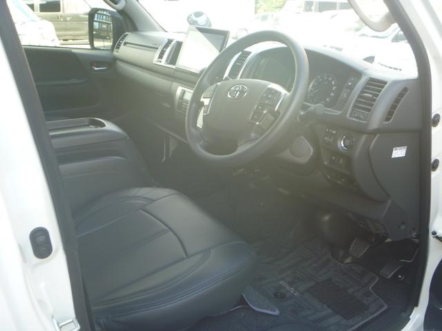 ハイエースワゴン GL ワンオーナー デジタルインナーミラー パノラミックビューモニター モデリスタエアロ 純正アルミ フローティングディスプレイオーディオ 革調シートカバー ベッドキット 1.5インチローダウン(12枚目)