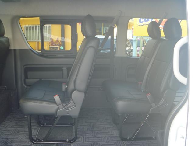 ハイエースワゴン GL ワンオーナー デジタルインナーミラー パノラミックビューモニター モデリスタエアロ 純正アルミ フローティングディスプレイオーディオ 革調シートカバー ベッドキット 1.5インチローダウン(14枚目)