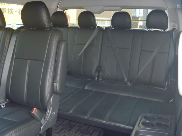 ハイエースワゴン GL ワンオーナー デジタルインナーミラー パノラミックビューモニター モデリスタエアロ 純正アルミ フローティングディスプレイオーディオ 革調シートカバー ベッドキット 1.5インチローダウン(16枚目)