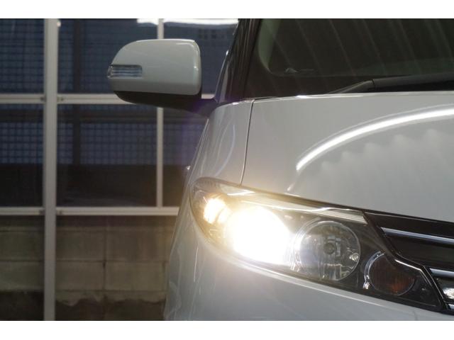 アエラスレザー20アルミ車高調サンルーフ純正ナビ後席モニタ(12枚目)