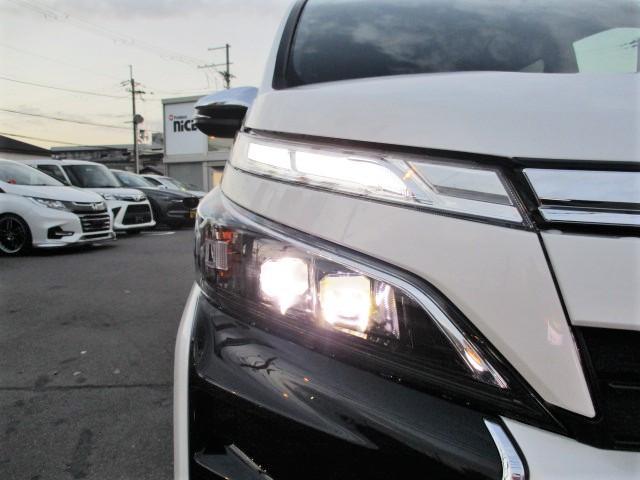 ZS 煌III 新車・ナノイー付・ハーフレザーシート・オートクルーズ・両側パワスラ・クリアランスソナー・衝突軽減ブレーキ・レーンキープ・LEDヘッド・オートハイビーム・USB(13枚目)