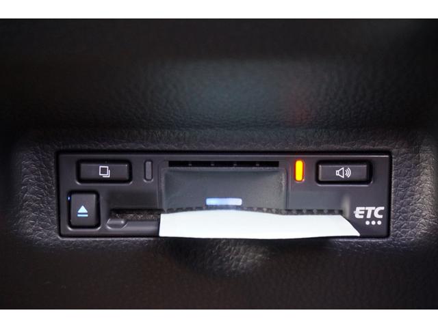 Z 10.5インチディスプレイオーディオ フルセグTV パノラミックビューモニター ビルトインETC LEDヘッドライト 両側パワースライドドア 衝突軽減ブレーキ USBチャージャー レーダークルコン(17枚目)
