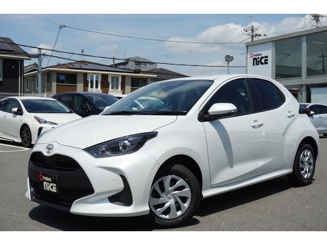 トヨタ ヤリス Ｘ 登録済未使用車 ディスプレイオーディオ バック