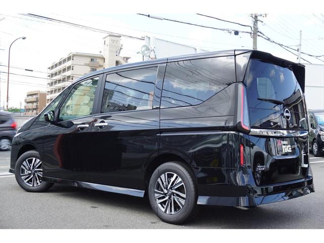 ハイウェイスターV 12.3インチ日産コネクトナビ アラウンドビューモニター ホットプラスパック シートヒーター プロパイロット デジタルインナーミラー 寒冷地仕様 ワイヤレス充電 ETC2.0 登録済未使用車(5枚目)