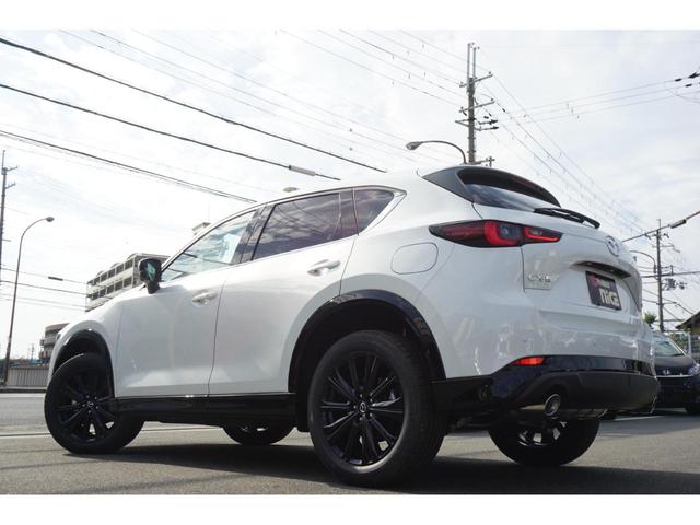 ＣＸ－５ ＸＤ　スポーツアピアランス　登録済未使用車　ＢＯＳＥサウンド　電動バックドア　黒革シート　１０．２５型ディスプレイ　３６０°マルチビューカメラ　シートベンチレーション　クリアランスソナー　衝突軽減ブレーキ　レーダークルコン（34枚目）