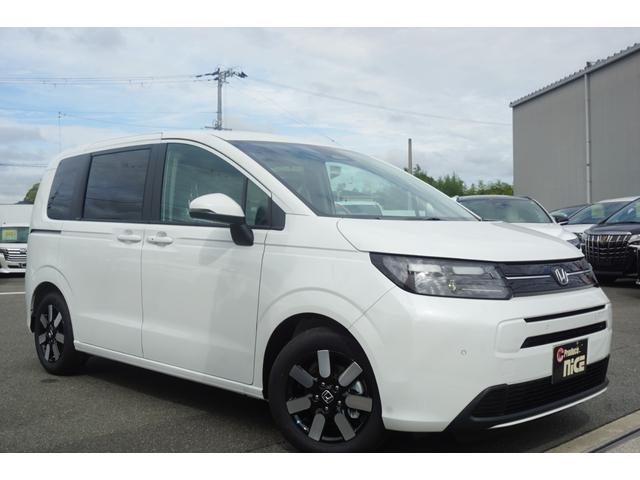 フリード エアー EX 登録済未使用車 シートヒーター ブラインドスポットモニター 両側パワースライドドア  LEDヘッドライト ハーフレザーシート 15インチアルミ 衝突軽減ブレーキ LEDフォグ 電動パーキングブレーキ(9枚目)