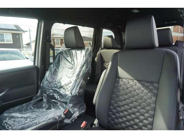 ヴォクシー ハイブリッドＳ－Ｚ　１０．５インチディスプレイ　両側パワースライドドア　ＬＥＤヘッド　シートヒーター　ハーフレザー　レーダークルーズコントロール　オートマチックハイビーム　ビルトインＥＴＣ２．０　ブレーキホールド（39枚目）