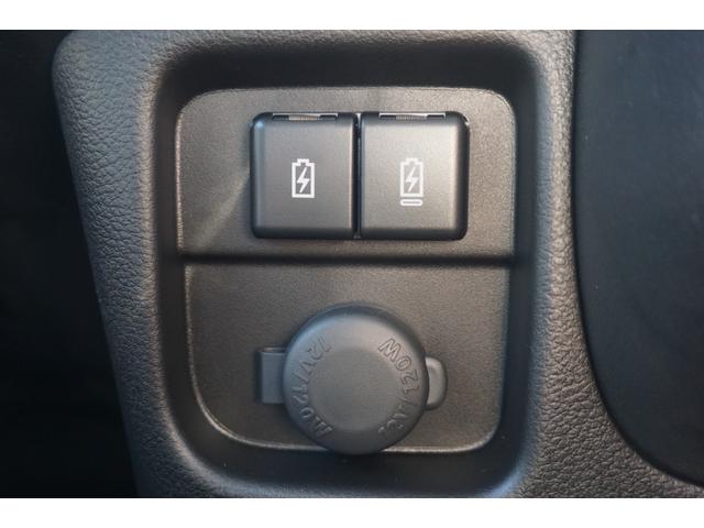 ソリオ ハイブリッドＭＺ　９インチディスプレイオーディオ　全方位モニター付きナビ　ヘッドアップディスプレイ　アダプティブクルーズコントロール　両側電動スライドドア　シートヒーター　衝突軽減ブレーキ　障害物センサー（52枚目）