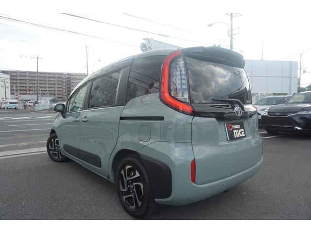 シエンタ ハイブリッドＺ　１０．５ディスプレイオーディオ　ブラインドスポットモニター　パノラミックビューモニター　両側パワースライドドア　レーダークルーズコントロール　ＬＥＤヘッドライト　ビルトインＥＴＣ　衝突軽減ブレーキ（10枚目）