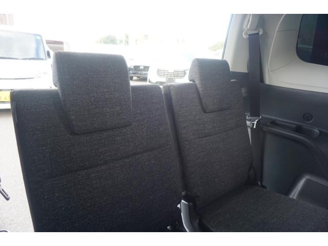 シエンタ ハイブリッドＺ　１０．５ディスプレイオーディオ　ブラインドスポットモニター　パノラミックビューモニター　両側パワースライドドア　レーダークルーズコントロール　ＬＥＤヘッドライト　ビルトインＥＴＣ　衝突軽減ブレーキ（74枚目）