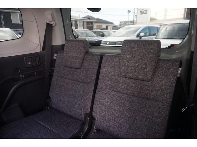 シエンタ ハイブリッドＺ　１０．５ディスプレイオーディオ　ブラインドスポットモニター　パノラミックビューモニター　両側パワースライドドア　レーダークルーズコントロール　ＬＥＤヘッドライト　ビルトインＥＴＣ　衝突軽減ブレーキ（76枚目）