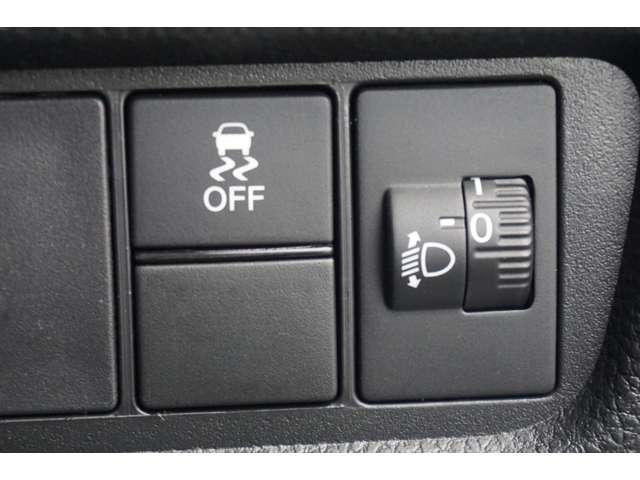 WR-V Z 登録済未使用車 LEDヘッドライト LEDフォグランプ レーダークルーズコントロール ホンダセンシング 衝突軽減ブレーキ 横滑り防止装置 オートマチックハイビーム 本革巻ステアリング(54枚目)