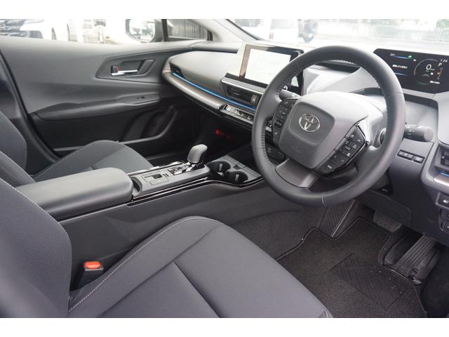 プリウス Ｇ　純正ディスプレイオーディオ　ブラインドスポットモニター　バックカメラ　ＬＥＤヘッドライト　レーダークルーズコントロール　シートヒーター　ビルトインＥＴＣ２．０　電子パーキング　オートマチックハイビーム（15枚目）