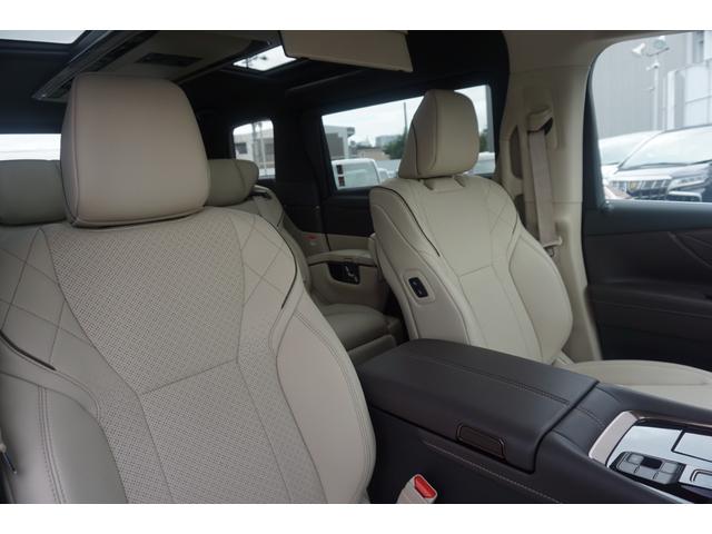 アルファードハイブリッド エグゼクティブラウンジ　登録済未使用　ホワイトレザー　１４インチＤＡプラス　ＪＢＬサウンド　１４インチリアエンターテインメント　ユニバーサルステップ　１９インチアルミ　左右独立ムーンルーフ　全周囲カメラ　ブラインドスポットＭ（42枚目）