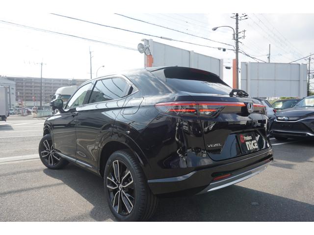 ヴェゼル ｅ：ＨＥＶ　Ｚ　登録済未使用　ホンダセンシング　パワーバックドア　ハーフレザーシート　バックカメラ　クルーズコントロール　ＬＥＤヘッドライト　ステアリングヒーター　シートヒーター　オートエアコン　禁煙車（10枚目）