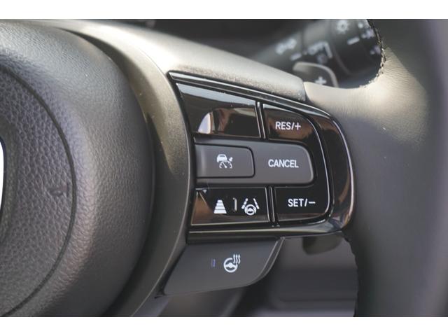 ヴェゼル ｅ：ＨＥＶ　Ｚ　登録済未使用　ホンダセンシング　パワーバックドア　ハーフレザーシート　バックカメラ　クルーズコントロール　ＬＥＤヘッドライト　ステアリングヒーター　シートヒーター　オートエアコン　禁煙車（26枚目）