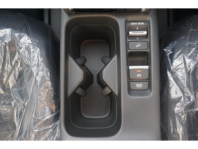 ヴェゼル ｅ：ＨＥＶ　Ｚ　登録済未使用　ホンダセンシング　パワーバックドア　ハーフレザーシート　バックカメラ　クルーズコントロール　ＬＥＤヘッドライト　ステアリングヒーター　シートヒーター　オートエアコン　禁煙車（51枚目）