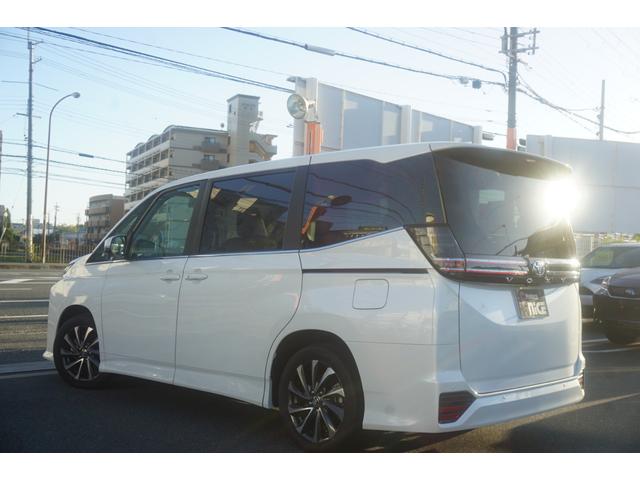 ヴォクシー ハイブリッドS-Z 10.5インチディスプレイ 両側パワースライドドア LEDヘッド シートヒーター ハーフレザー レーダークルーズコントロール オートハイビーム ETC2.0 ブレーキホールド ブラインドスポット(11枚目)