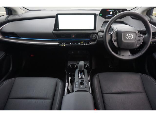 プリウス Ｚ　１２．３インチディスプレイオーディオ　シートヒーター　シートエアコン　パノラミックビューモニター　デジタルインナーミラー　レーダークルーズコントロール　シートメモリー　ブラインドスポットモニター（17枚目）