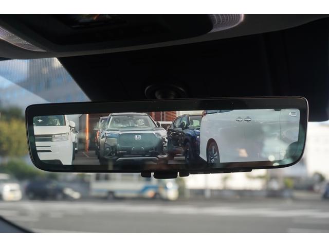 プリウス Ｚ　１２．３インチディスプレイオーディオ　シートヒーター　シートエアコン　パノラミックビューモニター　デジタルインナーミラー　レーダークルーズコントロール　シートメモリー　ブラインドスポットモニター（23枚目）