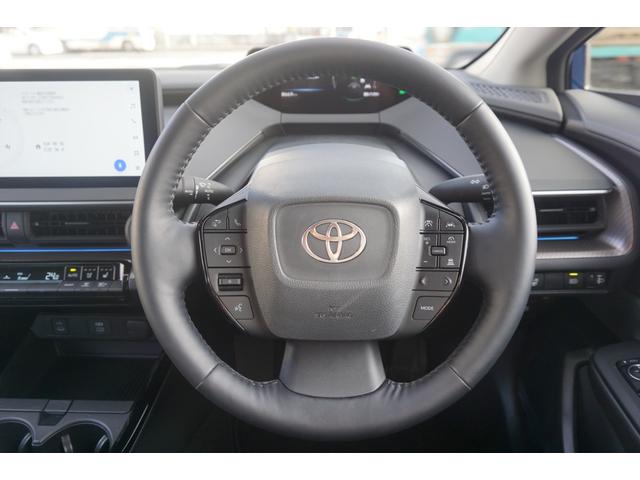 プリウス Ｚ　１２．３インチディスプレイオーディオ　シートヒーター　シートエアコン　パノラミックビューモニター　デジタルインナーミラー　レーダークルーズコントロール　シートメモリー　ブラインドスポットモニター（24枚目）